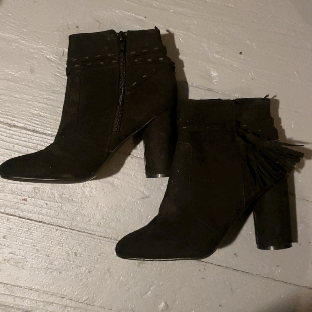 Heeled booties
